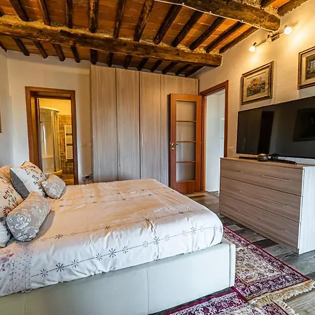 Casa Santi Daire *